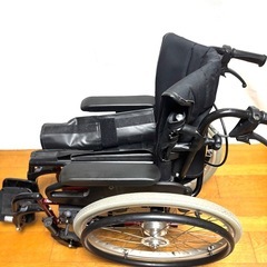 自走式車椅子(ブラック)配送いたします
の画像