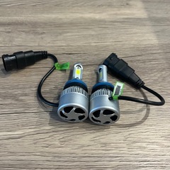 アクア　純正　ヘッドライトセットの画像