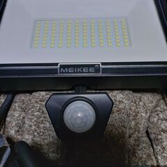 LEDセンサーライト 屋外屋内兼用 80W（MEIKEE）の画像