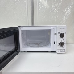 I768 🌈 IRIS OHYAMA 電子レンジ（700Ｗ） ⭐ 動作確認済 ⭐ クリーニング済の画像