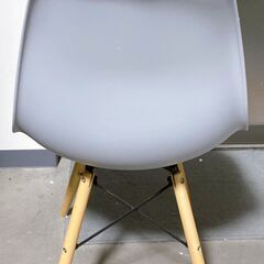 Ｍ710 イームズプロダクト ダイニングチェア グレー 美品の画像