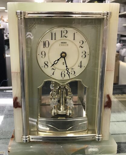 ジモティ割引有☆【ジャングルジャングル岸和田店】SEIKOEMBLEM置時計