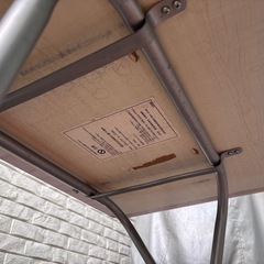 折りたたみテーブルの画像