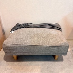 オットマン グレー（スウェード調 伸縮カバー付き）の画像