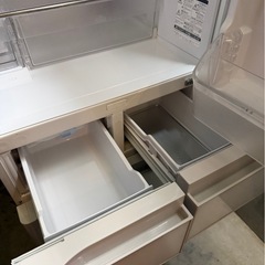 日立冷蔵庫の画像