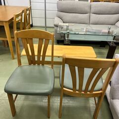 【リサイクルショップ ピカソ 小松原】🌈✨【木目がキレイ‼️4人用ダイニングセット】テーブル＋チェア2脚＋ベンチ1脚🍽️🌿★7685★の画像