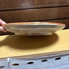 和柄の大皿の画像