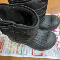 22センチブーツ黒色の画像