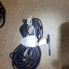 ケーブル3本の画像