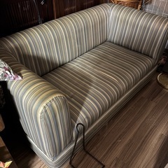 無料、2人掛けソファの画像