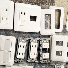 コンセントBOX　などの画像