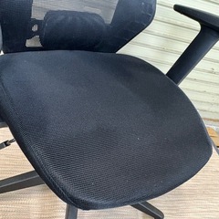 ニトリ ワークチェア ランツァ メッシュBK オフィスチェア　椅子の画像