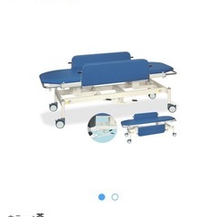 ストレッチャー，車椅子の画像