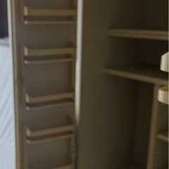 食品庫　食器棚の画像
