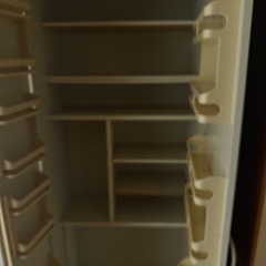 食品庫　食器棚の画像