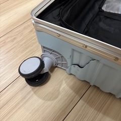 スーツケースXL(90L)の画像