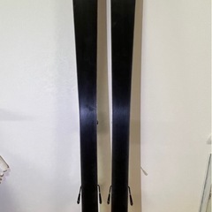 スキー板、ストック、収納袋　一式の画像