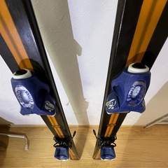 スキー板、ストック、収納袋　一式の画像