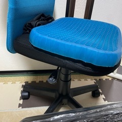 
受け渡し決定　テレビ、鏡、スリムラックの画像