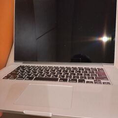 かなりの美品 MacBook Pro 15inch (Late 2013) retina Core i7 2GHz/8GB/SSD 256GB ＊充電器なしの画像