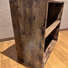 🤍ブラウンの大きすぎず小すぎない棚の画像
