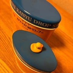 肝油ドロップ缶　大小セットの画像