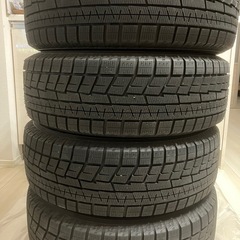 【YOKOHAMA】スタッドレスタイヤ 215/60R16 ホイール付×4の画像