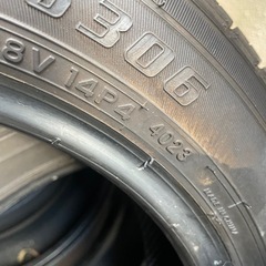 バリ溝タイヤ　155/65R14の画像
