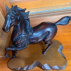 馬の置物の画像
