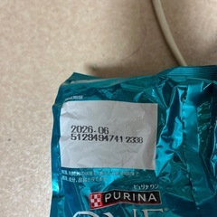 キャットフードピュリナワン1.6キロ2種類格1袋ずつまとめて譲ります！の画像