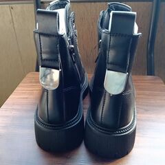 新品 22.5cm レディース ブーツ ブラック 厚底 シューズ ショートブーツ【B231-Z】の画像