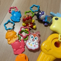 アンパンマン 8WAY ウォーカーまでへんしん! よくばりメリーの画像