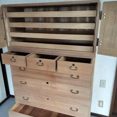 桐ダンス　桐タンス　1月4日家具無料お渡し会の画像