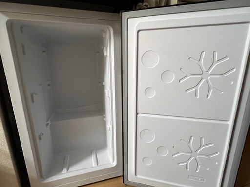 マクスゼン maxzen 中古 1ドア 冷凍ストッカー64L ブラック 直冷式 右