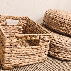 ■スツール2個＆収納ケースの画像