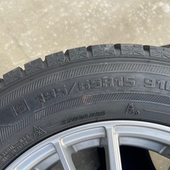 スタッドレスタイヤ4本セット
の画像