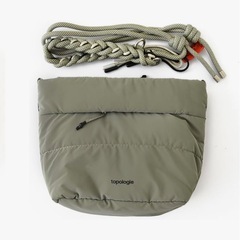 新品未使用品　topologie Besace モスグリーン　ショルダーバッグ　ストラップ付きの画像