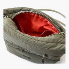 新品未使用品　topologie Besace モスグリーン　ショルダーバッグ　ストラップ付きの画像