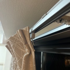 ニトリ　カーテン　グレー　遮熱遮光の画像