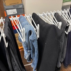 ボトムスハンガー スラックスハンガー 20本の画像