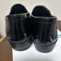 アトリエ　パンプス　23.5の画像