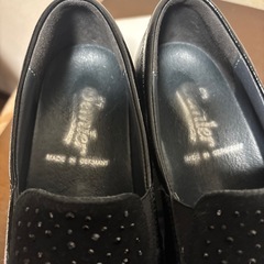 アトリエ　パンプス　23.5の画像