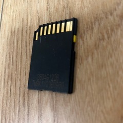 TDK製のSDHCメモリーカード、容量4GB、Class 4の画像