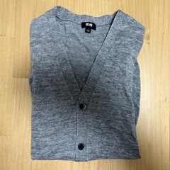 ユニクロ メンズ L　カーディガンの画像