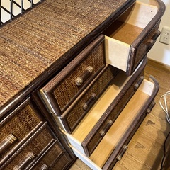 藤のたんす　収納たっぷりの画像