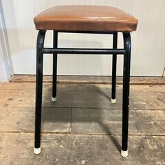 ヴィンテージスツール（ブラウン＆ブラック）の画像