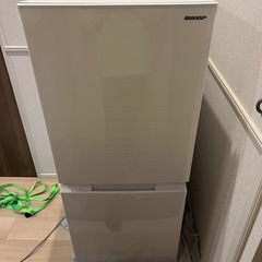 冷蔵庫　シャープ　の画像