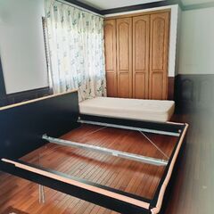 キングベッドの画像