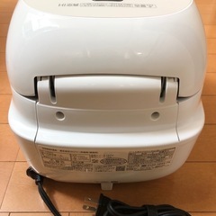 美品 東芝　真空IH◆炊飯器◆炎匠炊き◆炊飯ジャー◆ 銅かまど丸釜 真空ひたし 真空保温◆5.5合 の画像
