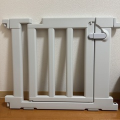 リッチェル　ベビーサークル10枚ドア付きの画像